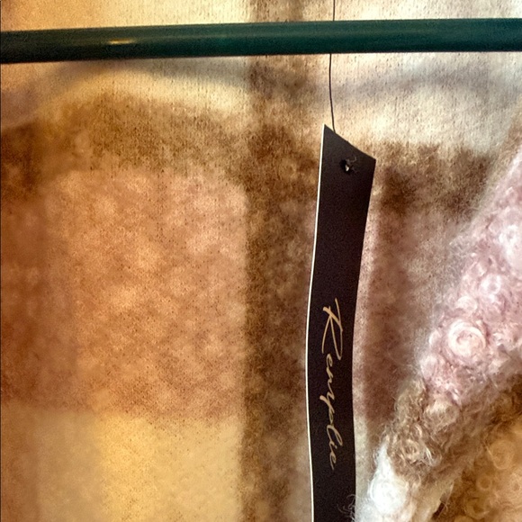 Plaid Pink and Cream Jacket - Picture 3 of 6